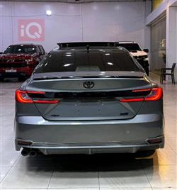 تۆیۆتا کامری